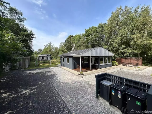 Front view of the holiday home